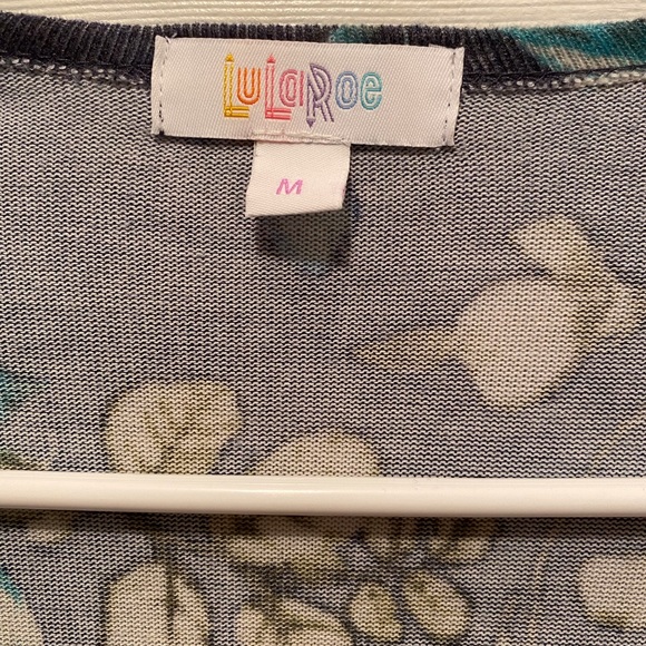 LulaRoe Sarah Cardigan - Picture 3 of 4